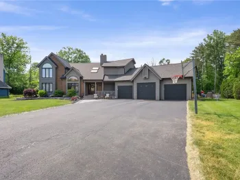 Property at 25 Country Wood Lndg, Greece, NY 14626