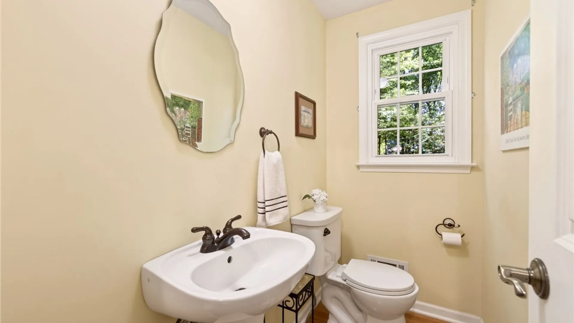Property at 1111 Everwild Vw, Webster, NY 14580 11