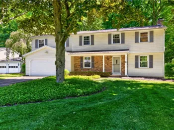1111 Everwild Vw, Webster, NY 14580