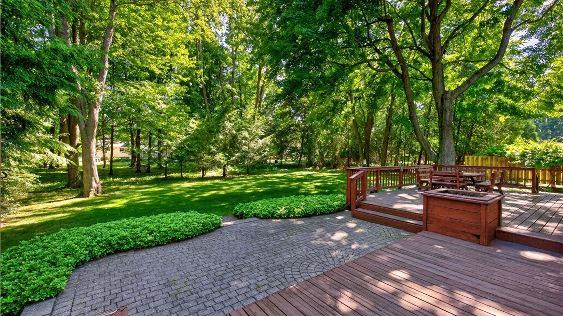 Property at 1111 Everwild Vw, Webster, NY 14580 24