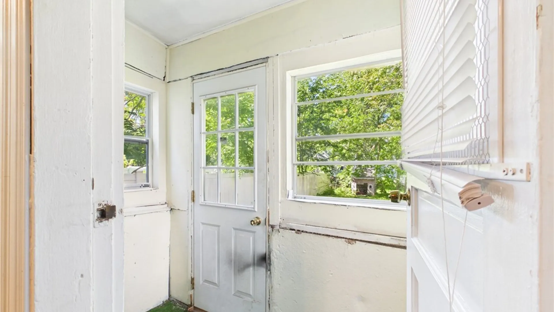 Property at 90 Heath Street, Buffalo, NY 14214 9
