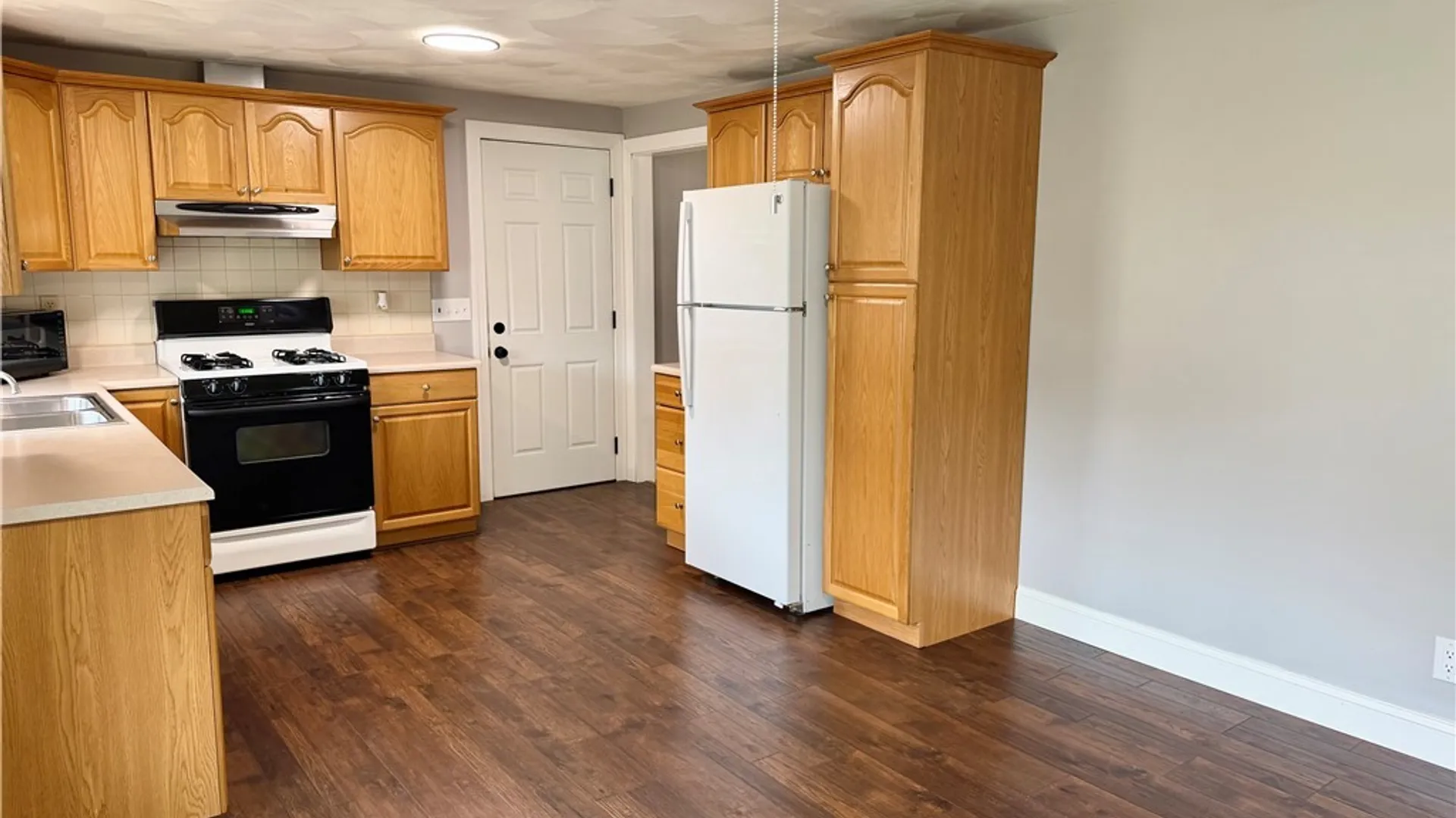 Property at 458 N Lorraine Avenue, Utica, NY 13502 33
