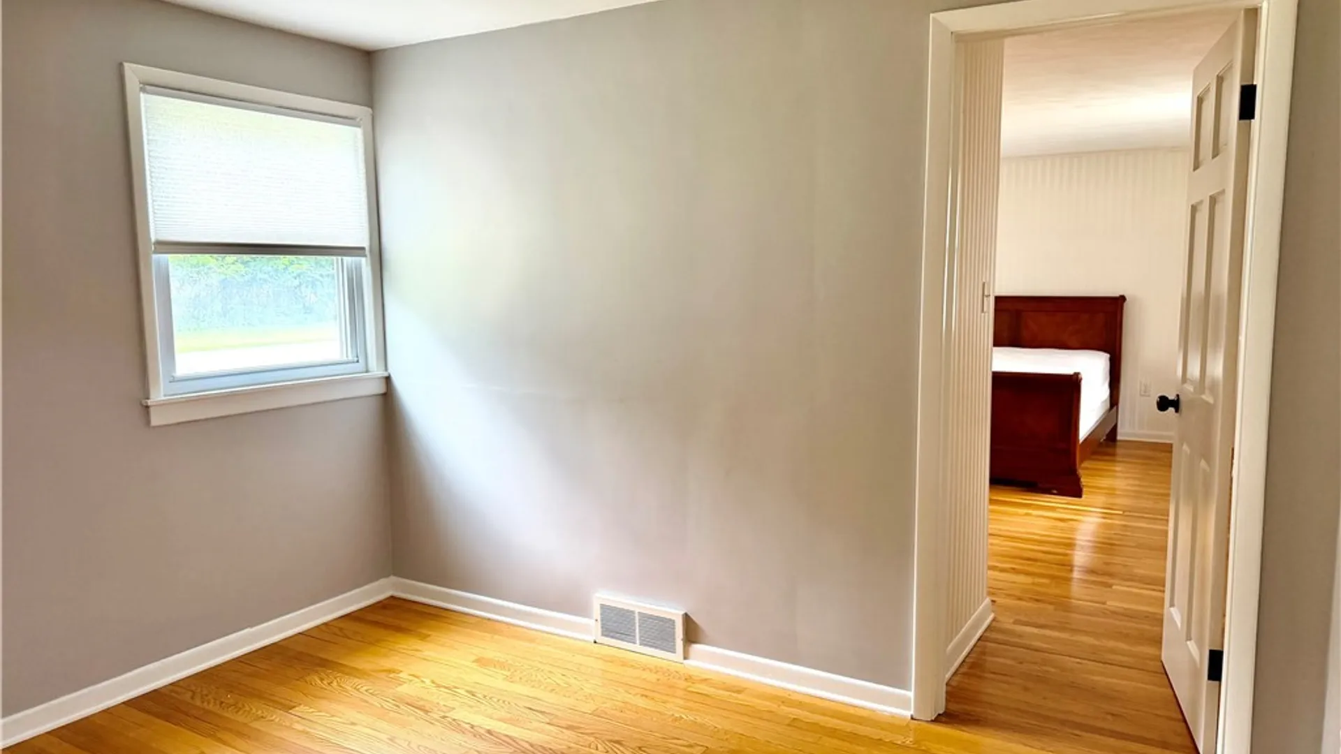 Property at 458 N Lorraine Avenue, Utica, NY 13502 35
