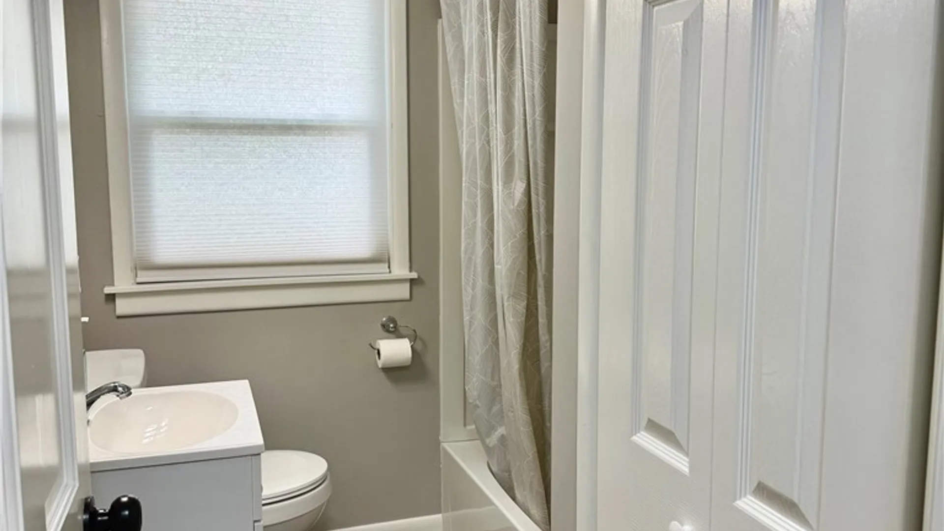 Property at 458 N Lorraine Avenue, Utica, NY 13502 42