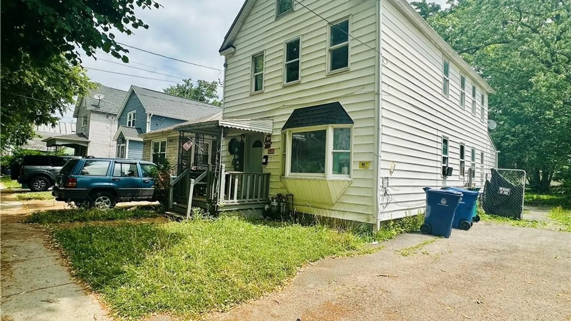 Property at 253 Gold Street, Buffalo, NY 14206 2