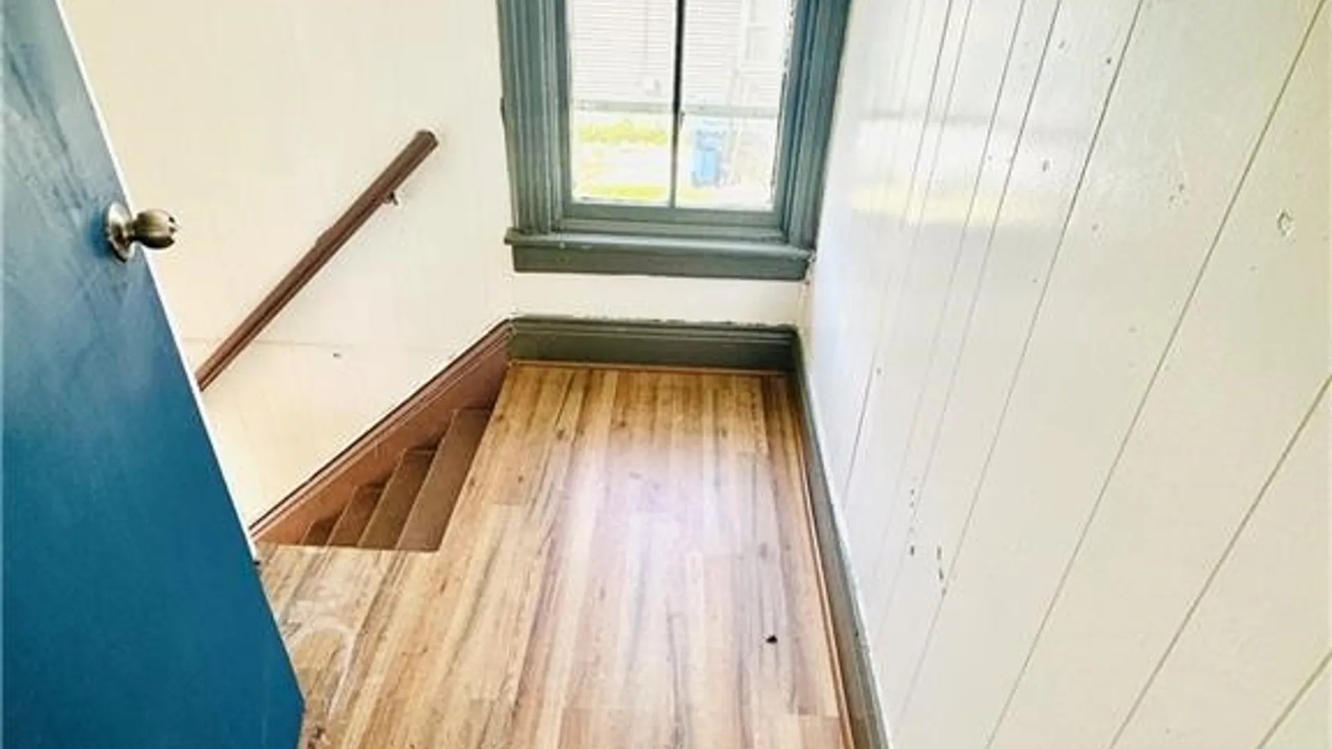 Property at 31 Earl Place, Buffalo, NY 14211 20