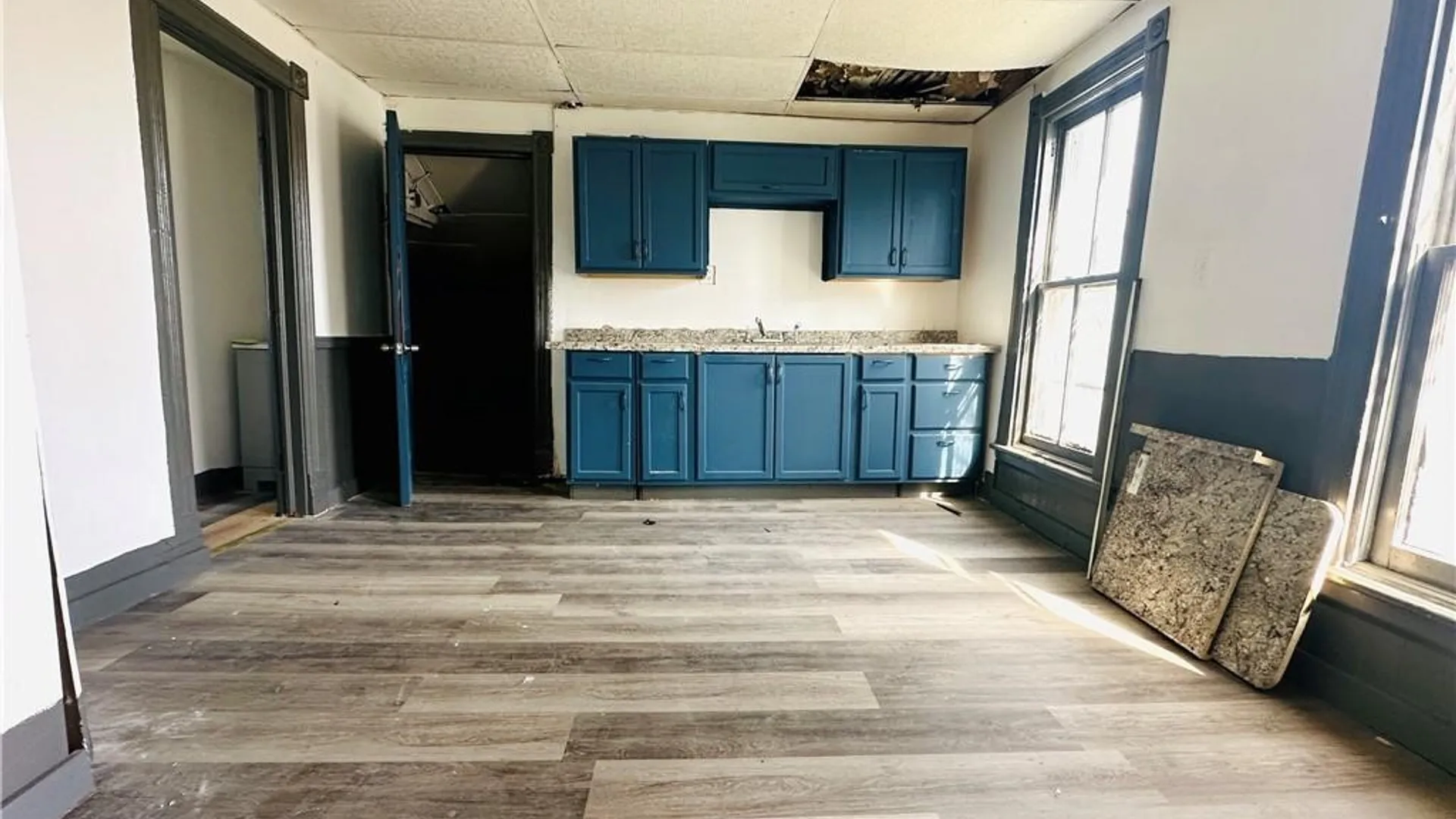 Property at 31 Earl Place, Buffalo, NY 14211 27