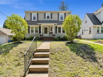 180 Yarmouth Road, Rochester, NY 14610