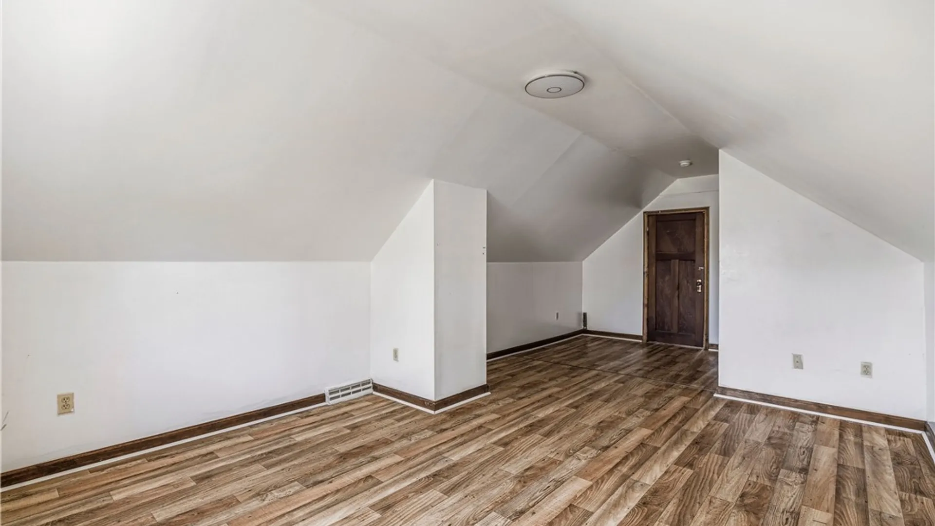 Property at 123 Courtland Avenue, Buffalo, NY 14215 25