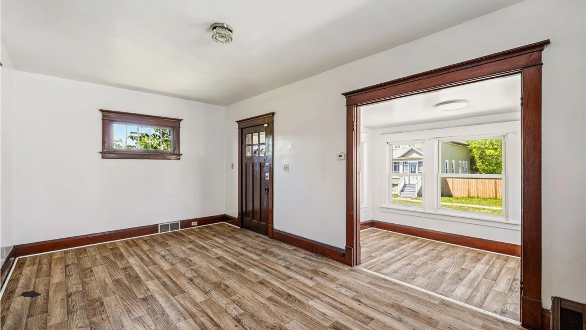 Property at 123 Courtland Avenue, Buffalo, NY 14215 9
