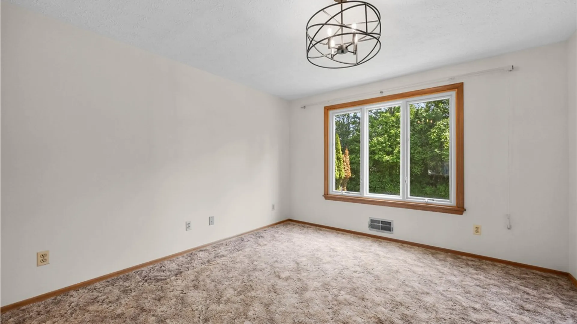 Property at 12 Forest Meadow Trail, Ogden, NY 14624 12