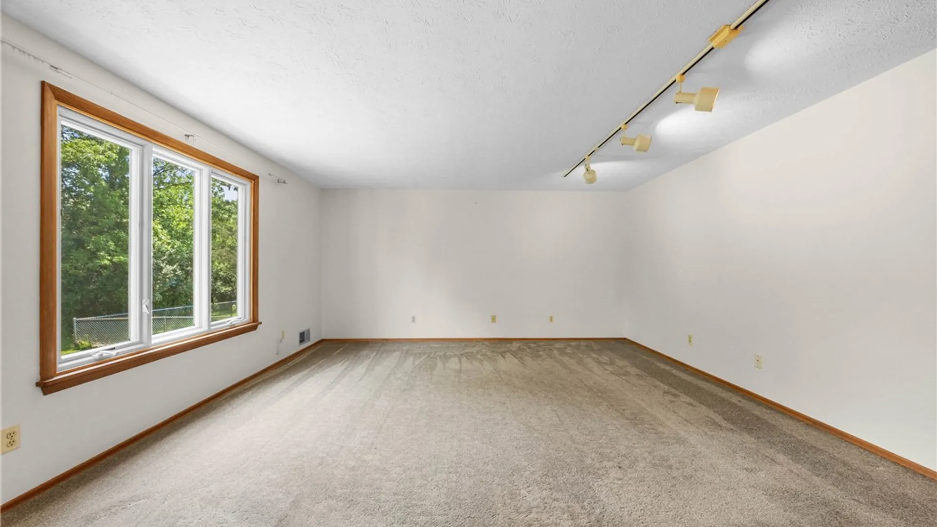 Property at 12 Forest Meadow Trail, Ogden, NY 14624 27