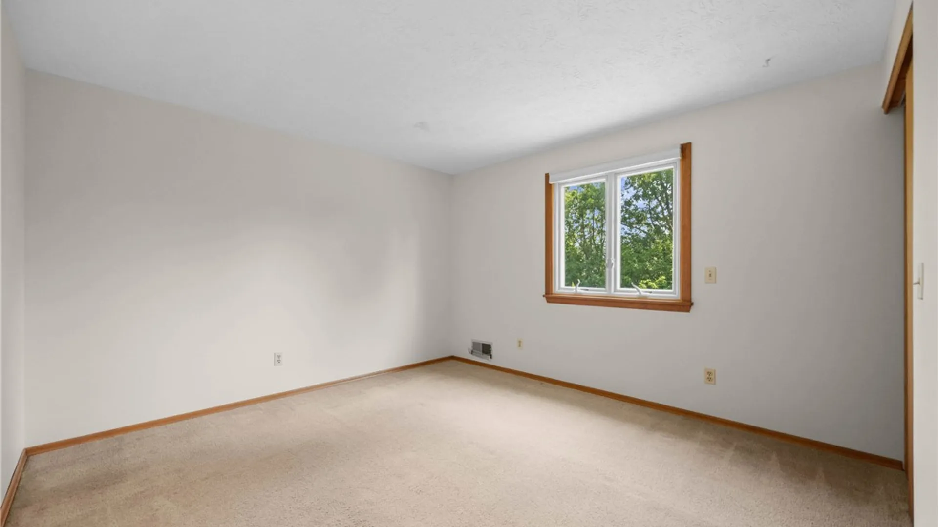 Property at 12 Forest Meadow Trail, Ogden, NY 14624 34