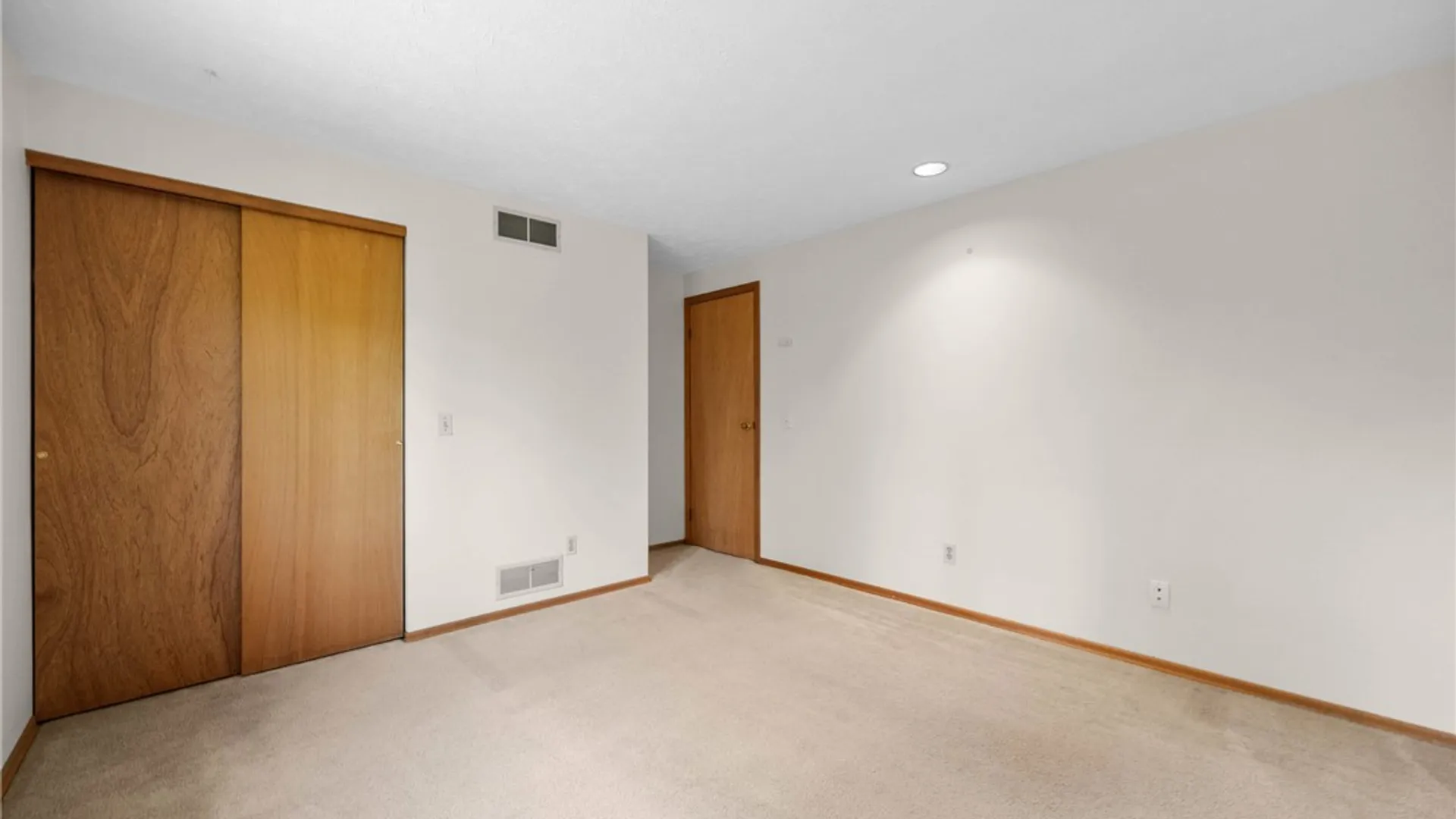 Property at 12 Forest Meadow Trail, Ogden, NY 14624 35