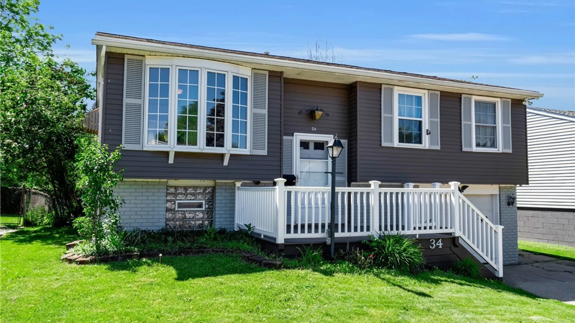 Property at 34 Yvette Drive, Cheektowaga, NY 14227 2