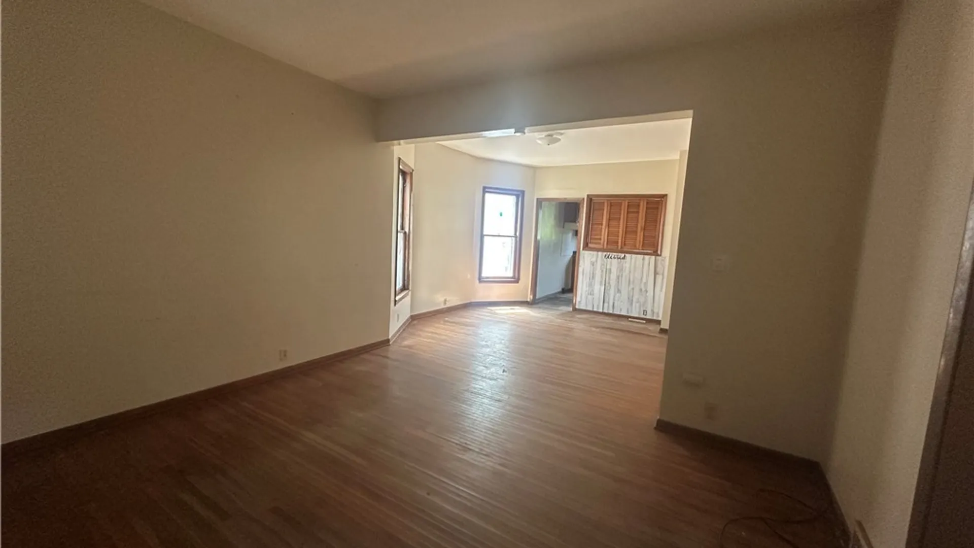 Property at 532 10th Street, Niagara Falls, NY 14301 3