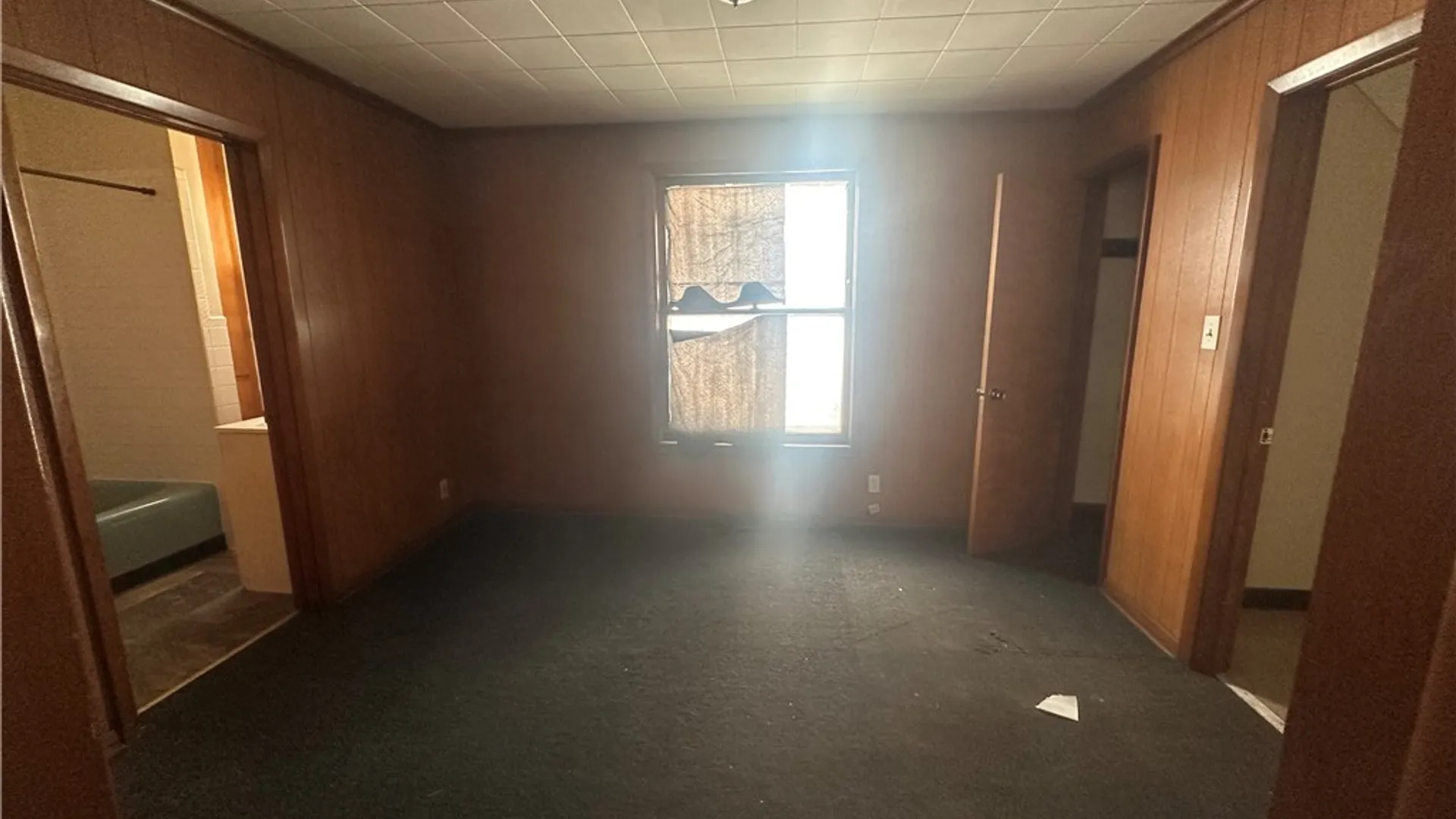 Property at 532 10th Street, Niagara Falls, NY 14301 4