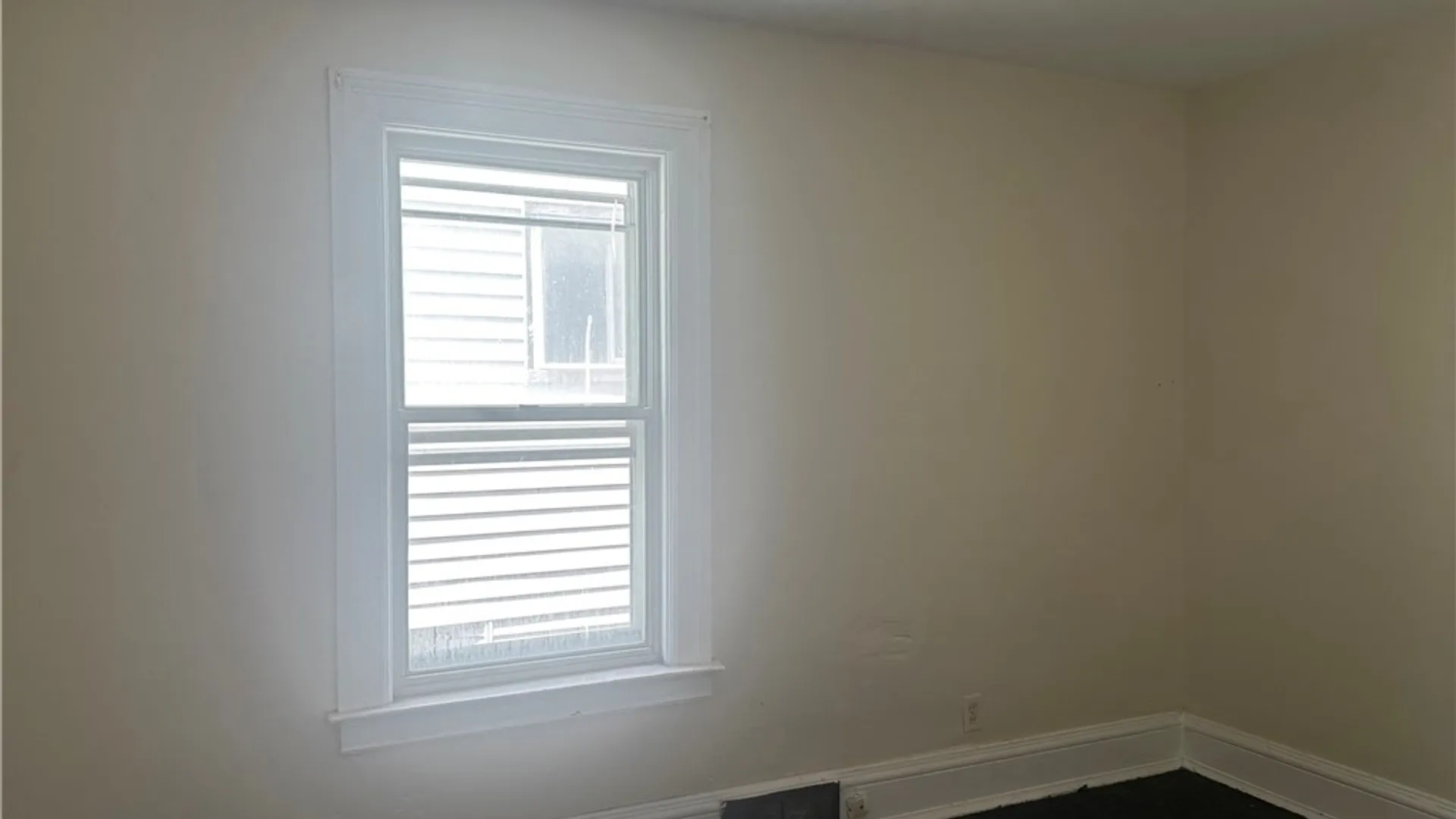Property at 532 10th Street, Niagara Falls, NY 14301 9