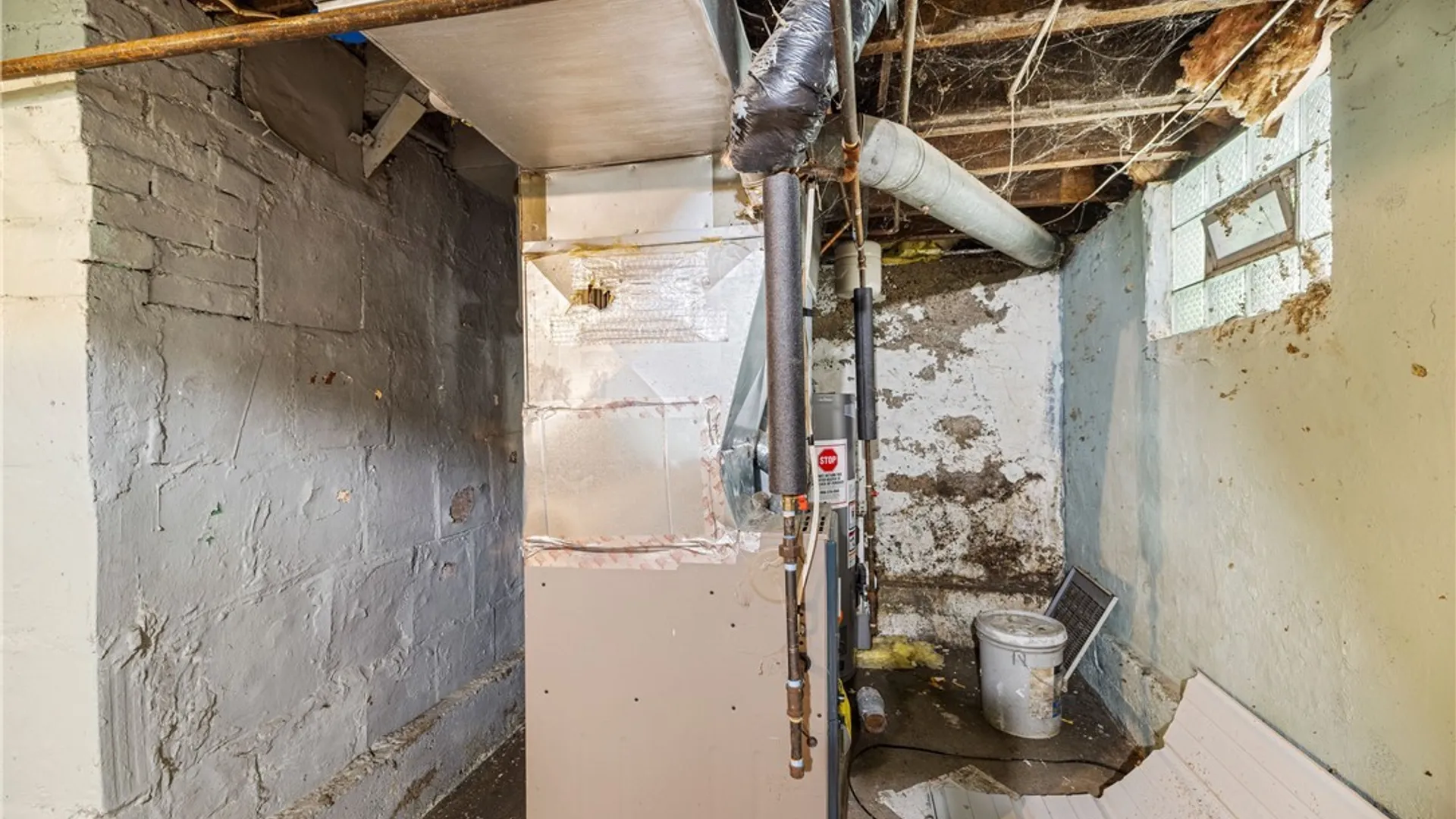 Property at 433 20th Street, Niagara Falls, NY 14303 13