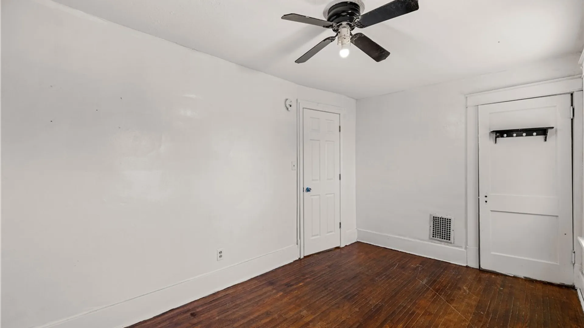 Property at 433 20th Street, Niagara Falls, NY 14303 14