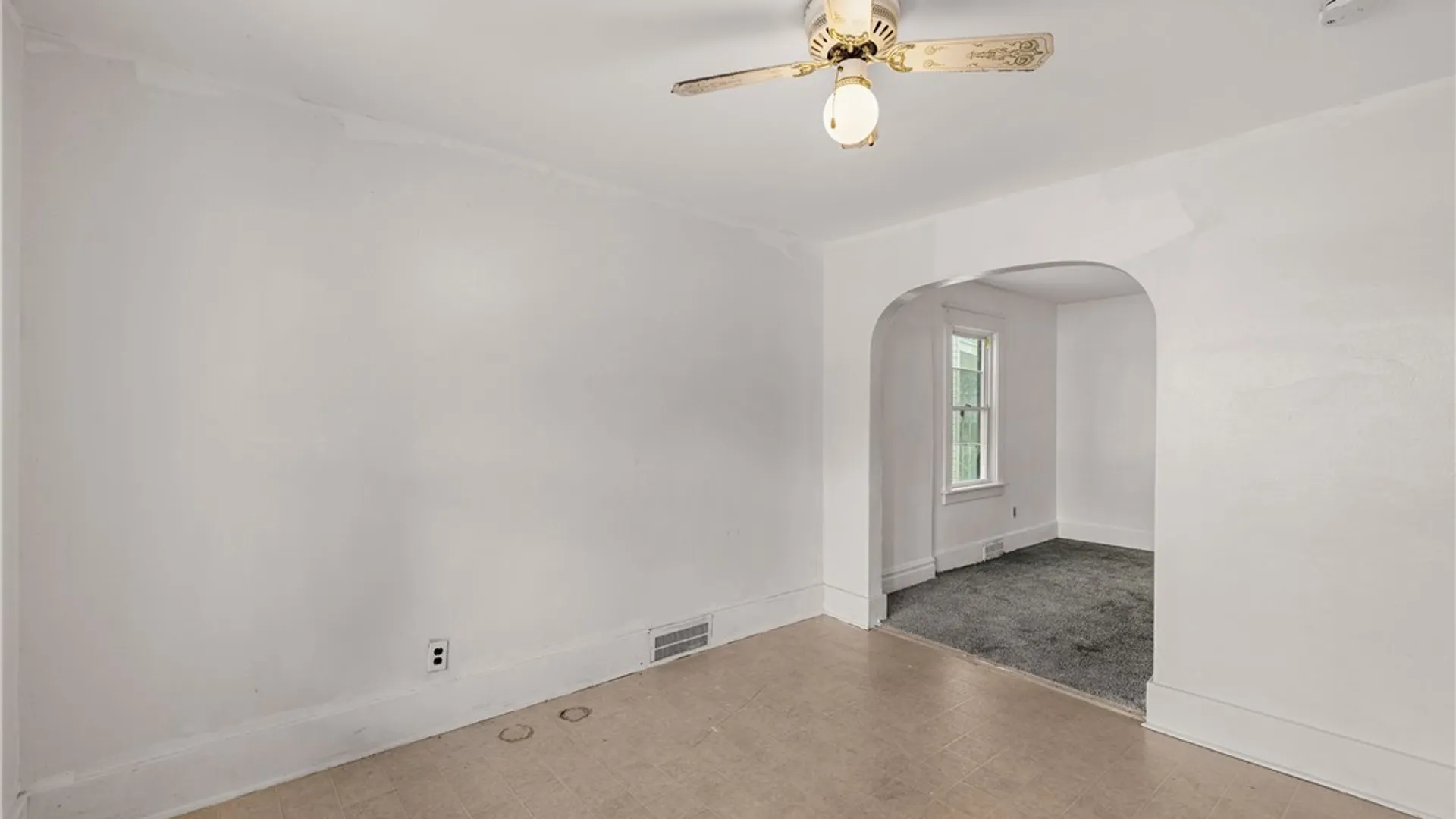 Property at 433 20th Street, Niagara Falls, NY 14303 9