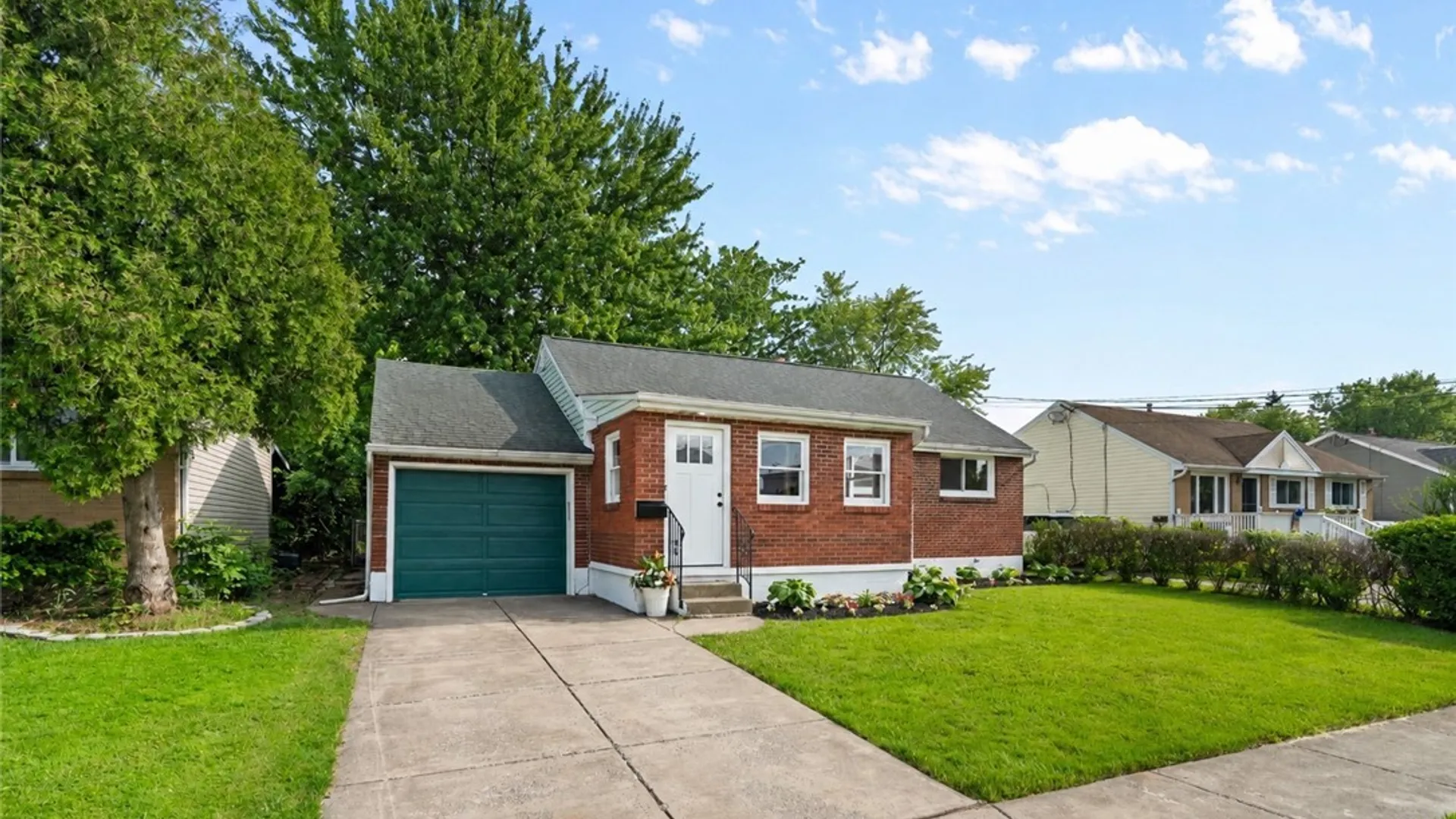 Property at 461 Cherokee Drive, Cheektowaga, NY 14225 2