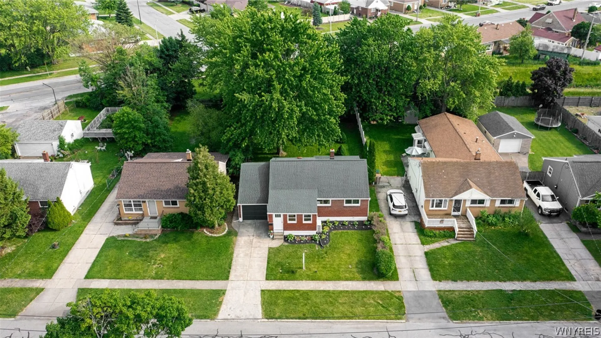 Property at 461 Cherokee Drive, Cheektowaga, NY 14225 35