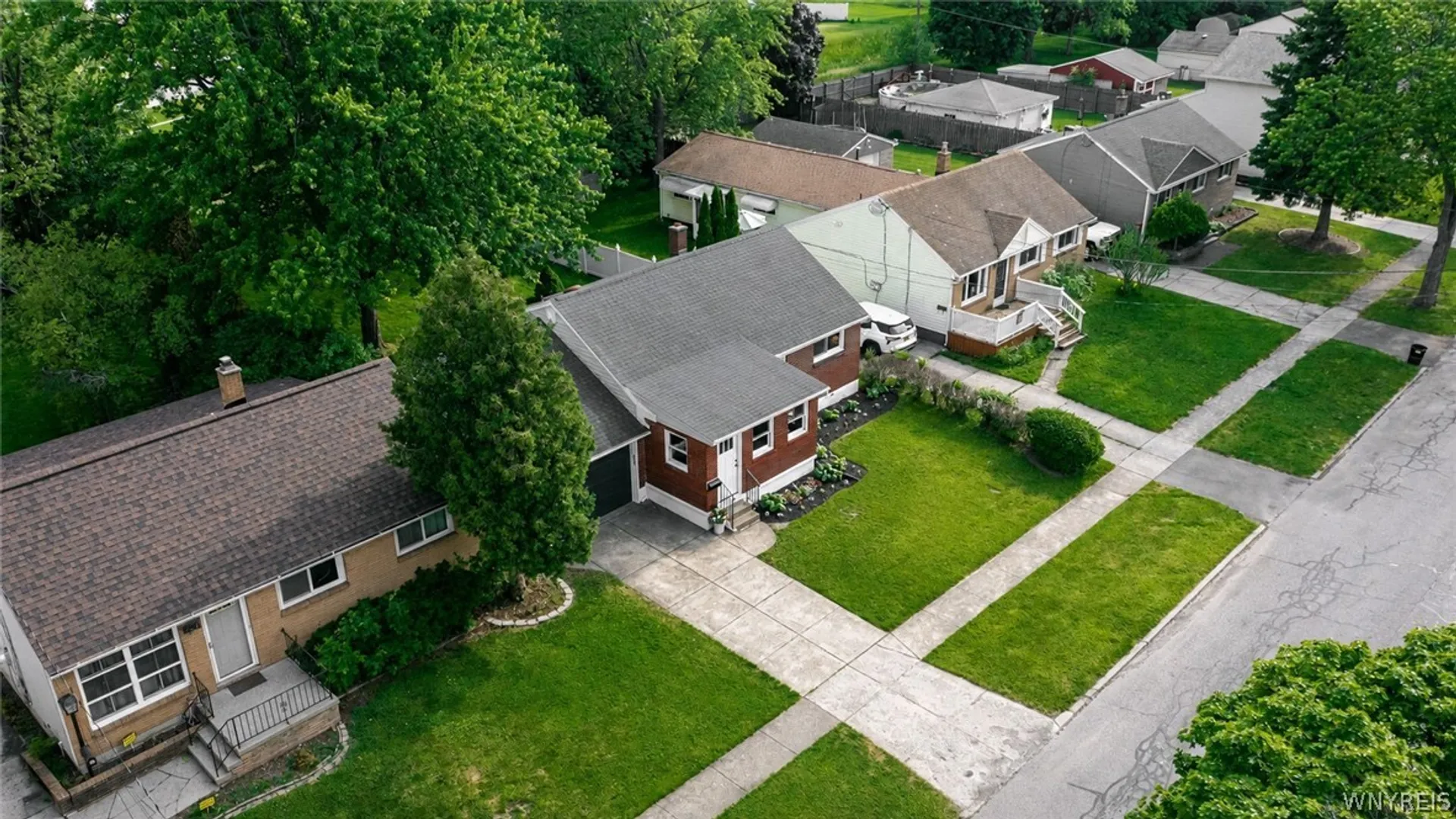 Property at 461 Cherokee Drive, Cheektowaga, NY 14225 4