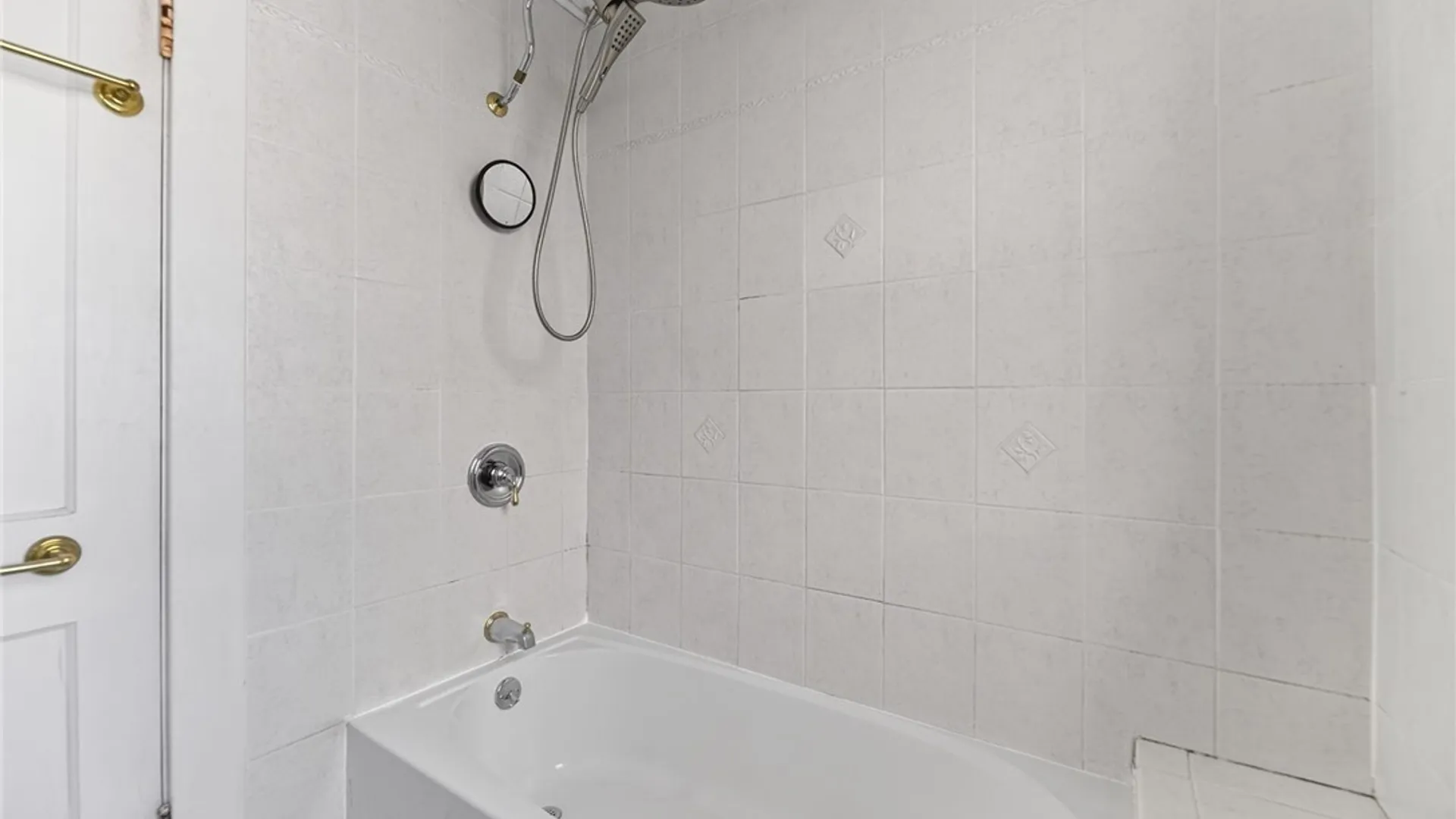 Property at 3041 Falls Street, Niagara Falls, NY 14303 24