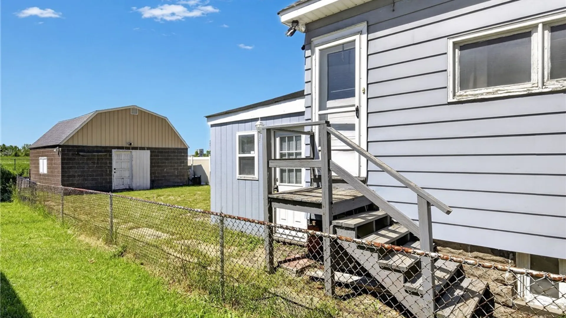Property at 3041 Falls Street, Niagara Falls, NY 14303 25
