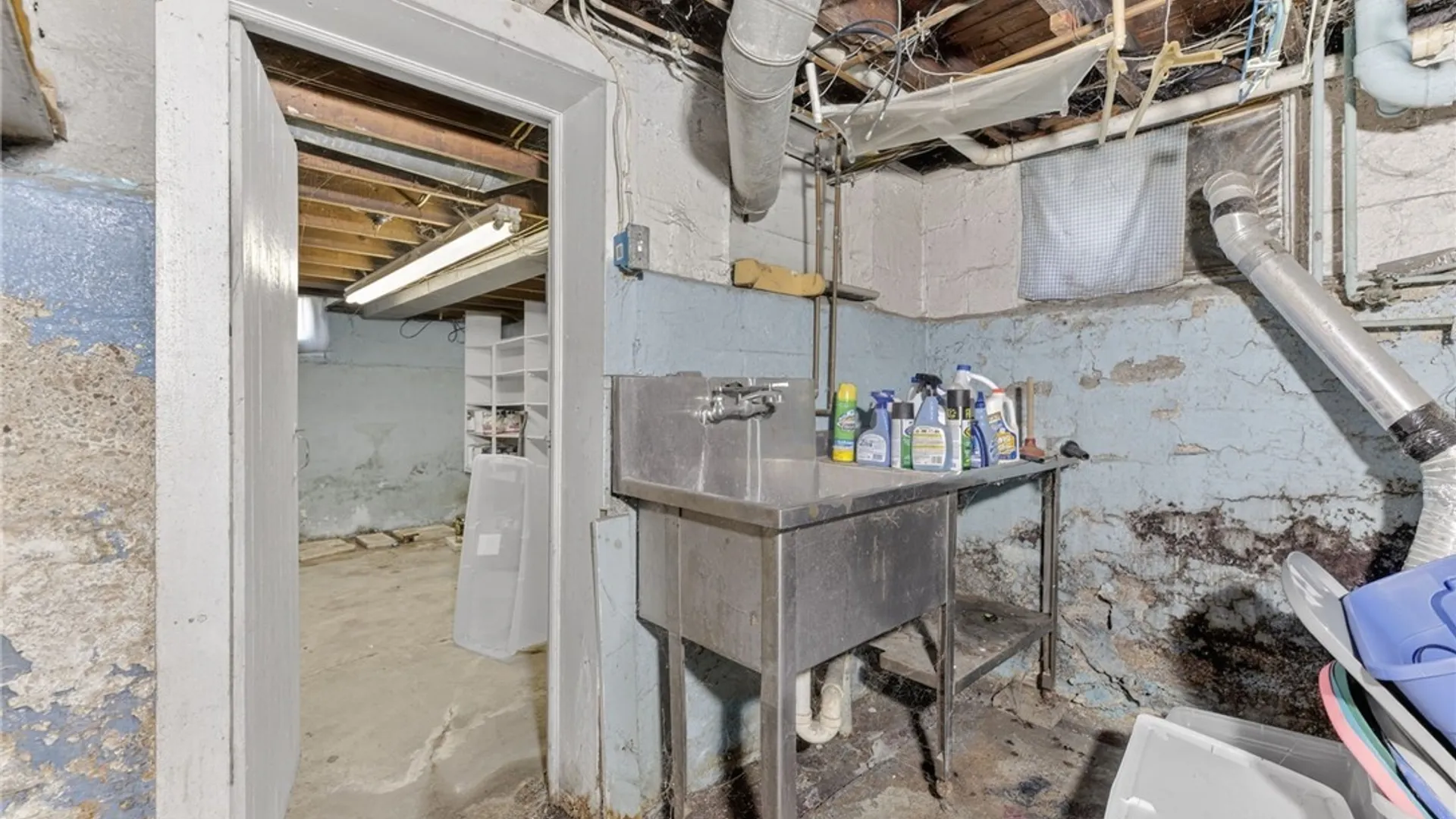 Property at 3041 Falls Street, Niagara Falls, NY 14303 41