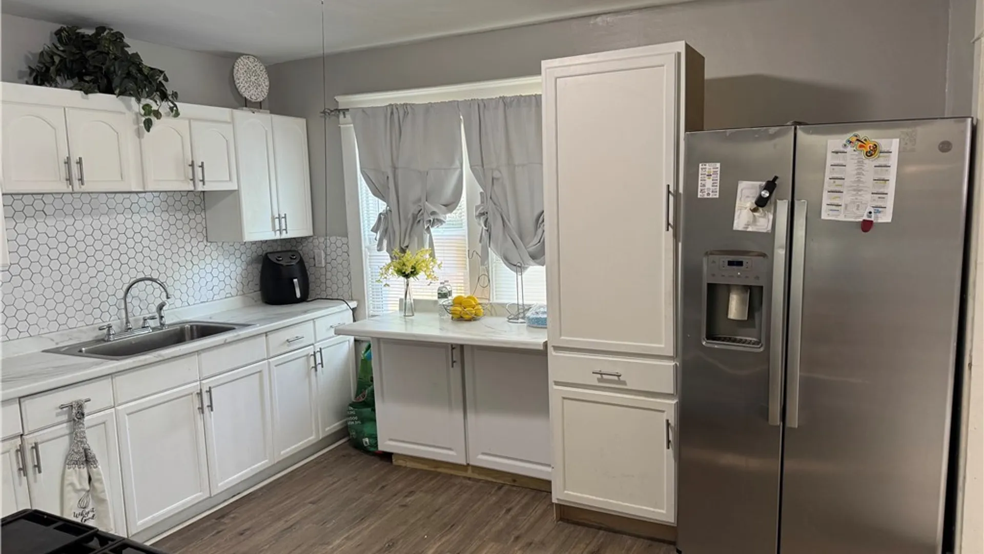 Property at 54 Rounds Avenue, Buffalo, NY 14215 5