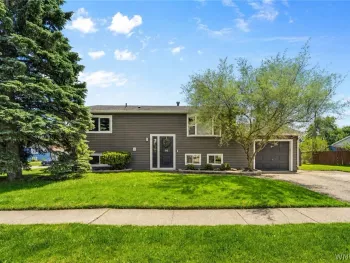 32 Sylvia Drive, Cheektowaga, NY 14043