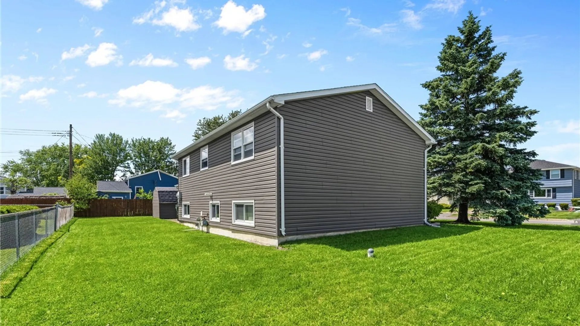 Property at 32 Sylvia Drive, Cheektowaga, NY 14043 29
