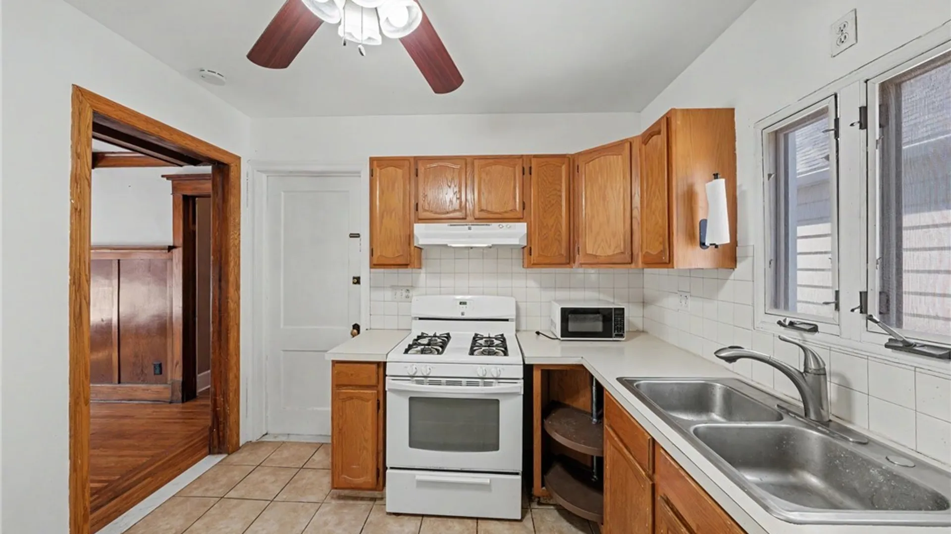 Property at 35 Elmview Place, Buffalo, NY 14207 19
