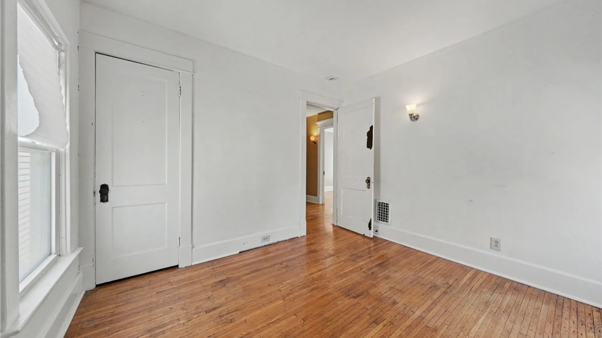 Property at 35 Elmview Place, Buffalo, NY 14207 23