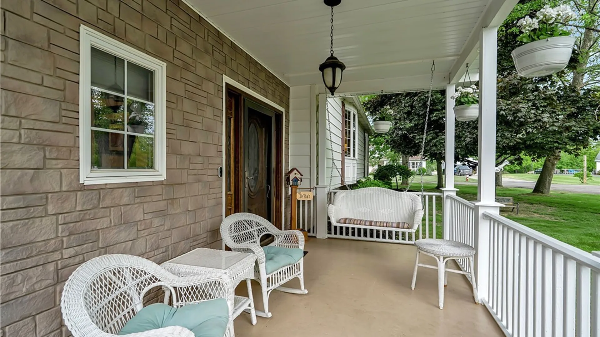 Property at 4 Mark Lane, Evans, NY 14006 3