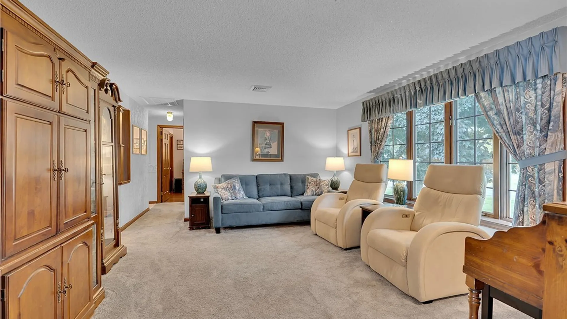 Property at 4 Mark Lane, Evans, NY 14006 35