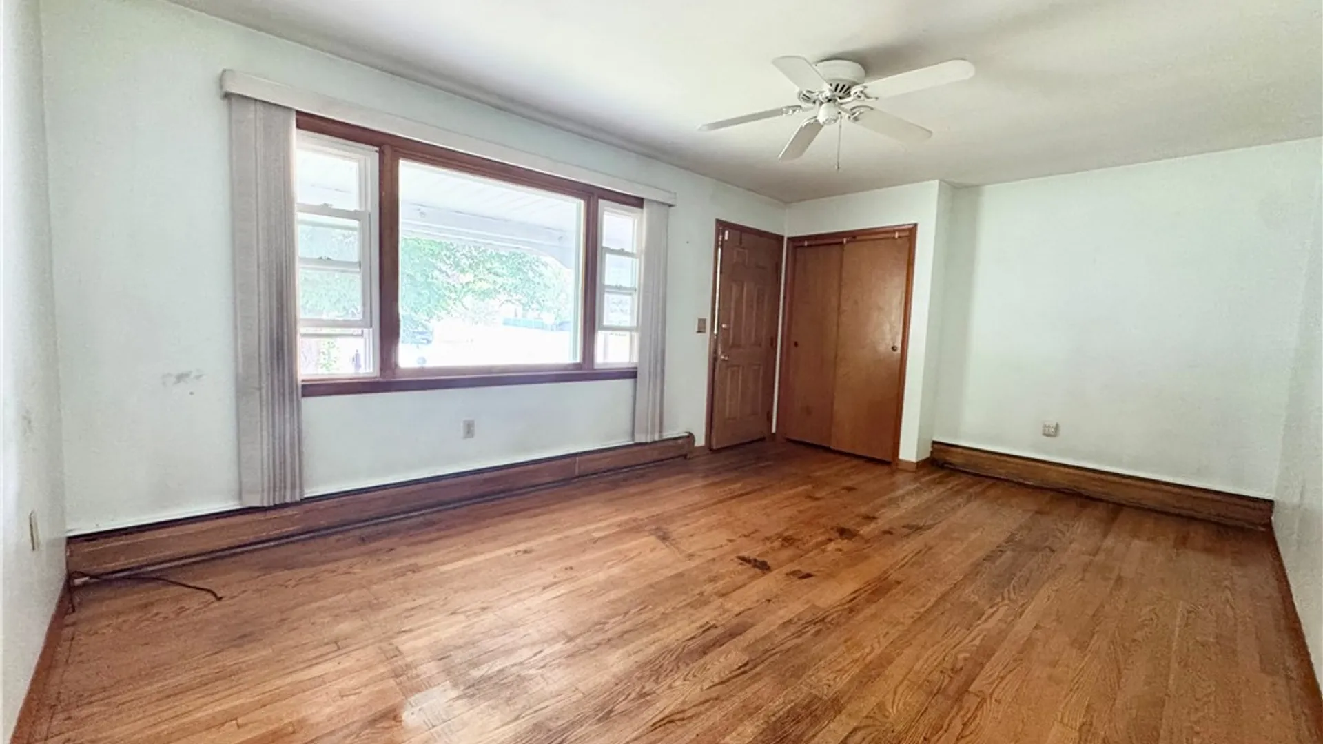 Property at 19 Meadowbrook Drive, Auburn, NY 13021 4