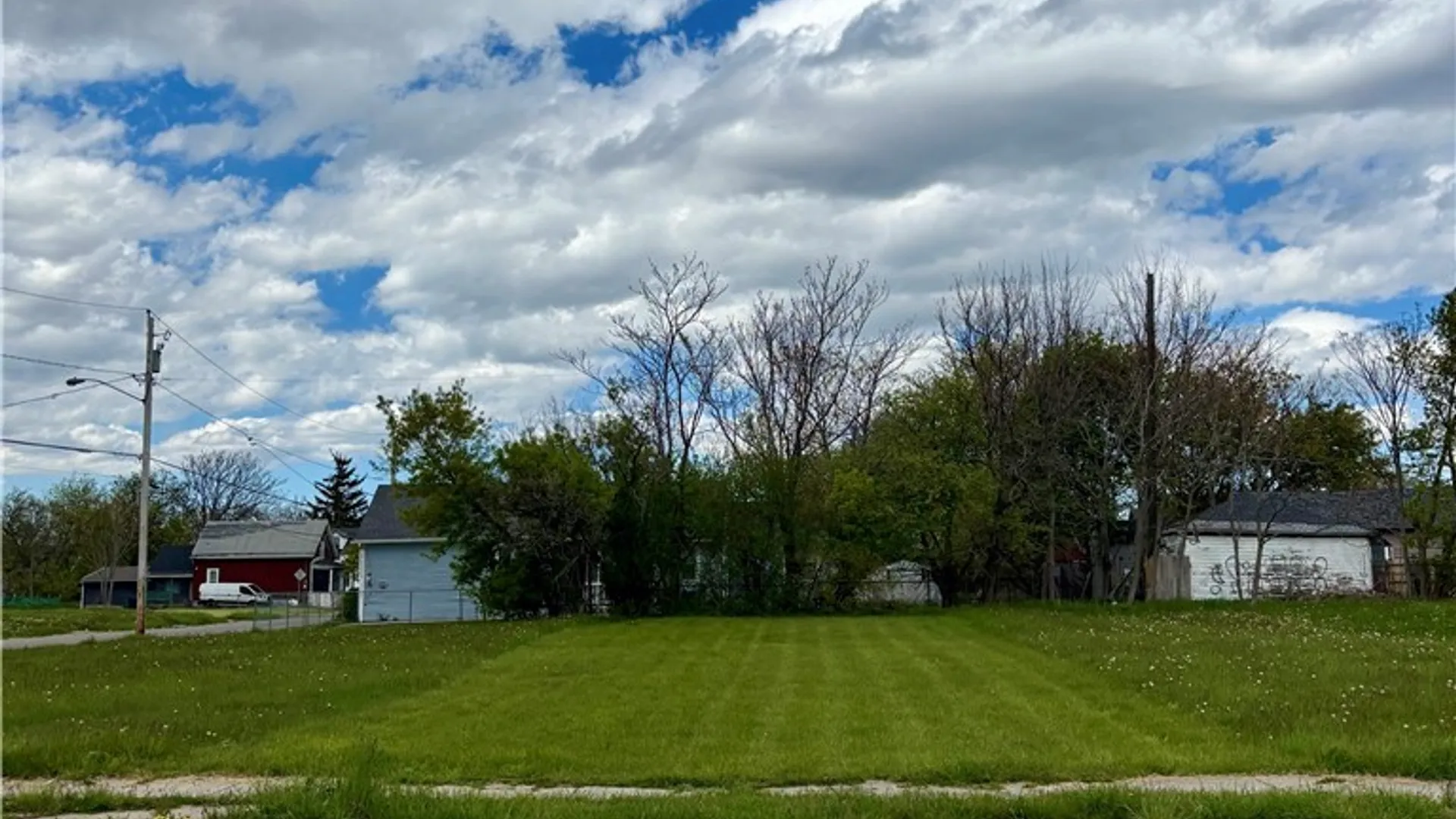Property at 746 William St, Buffalo, NY 14206 2