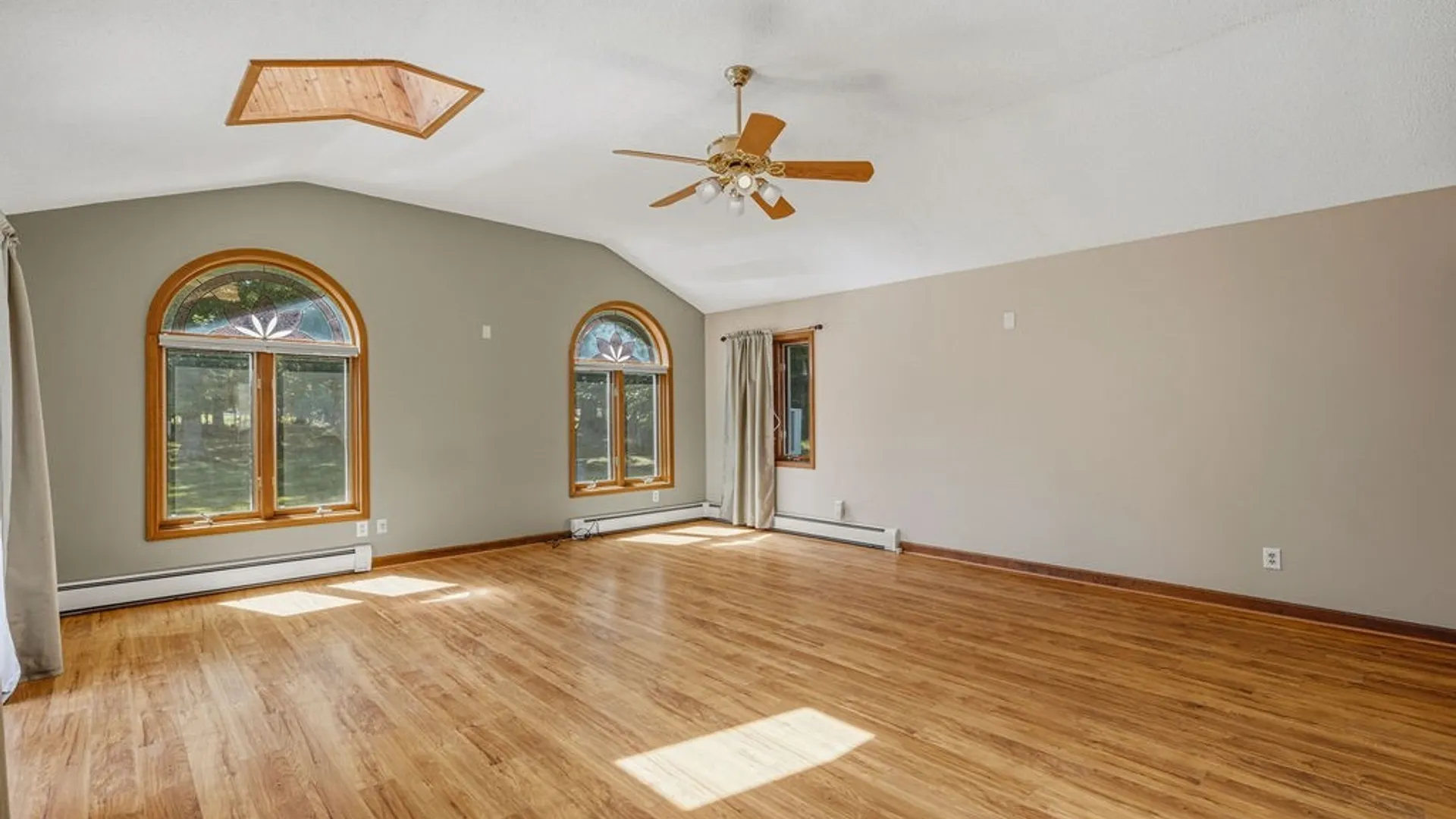 Property at 54 Faahs Drive, Orchard Park, NY 14127 12