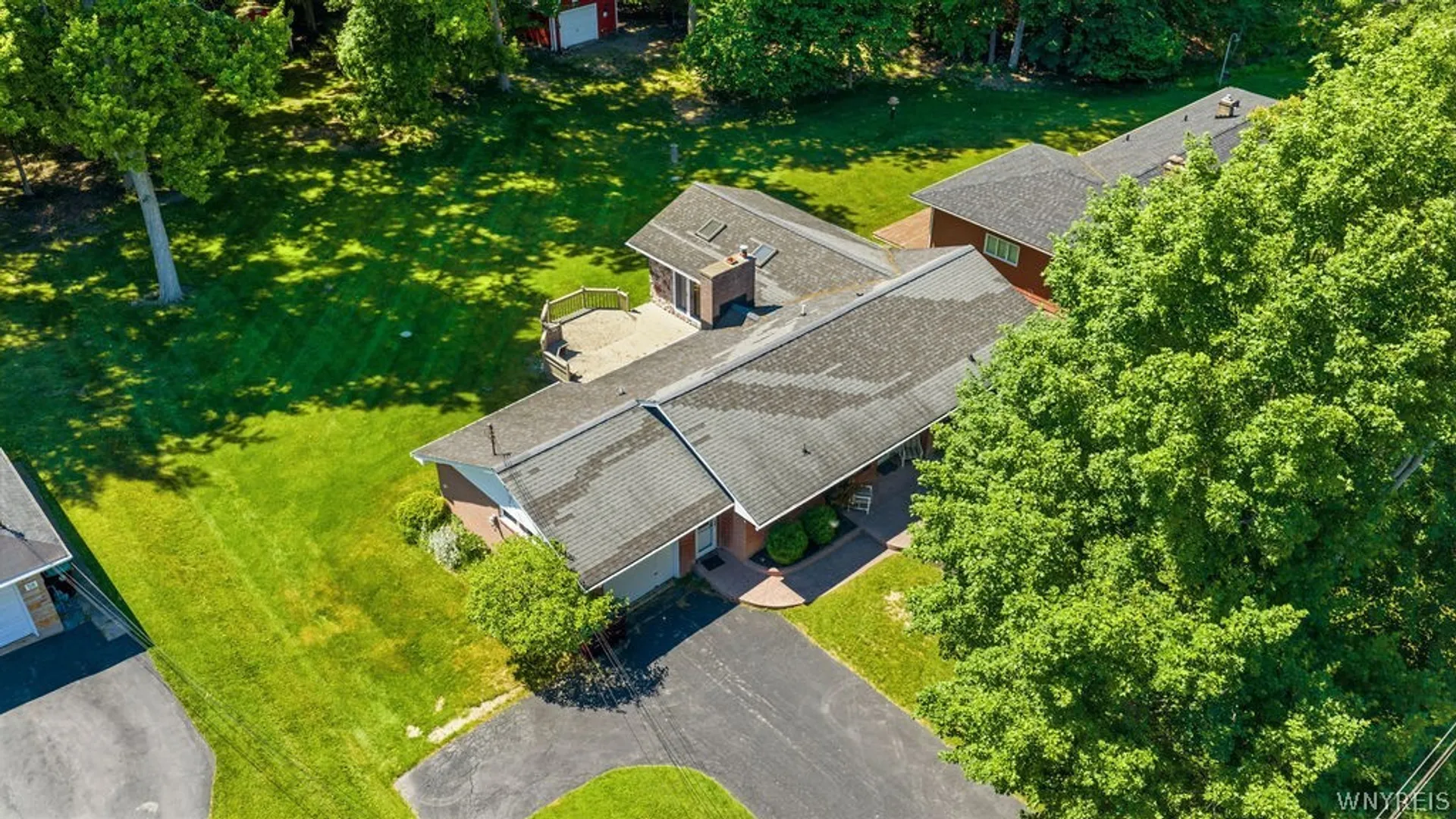 Property at 54 Faahs Drive, Orchard Park, NY 14127 28