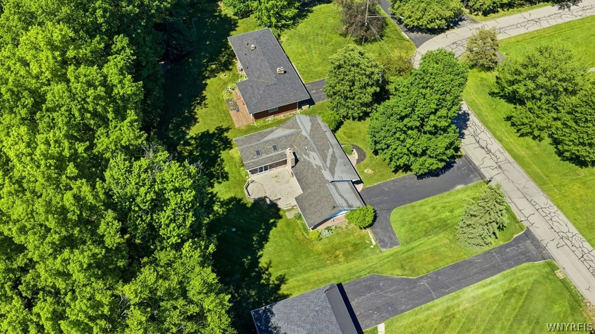 Property at 54 Faahs Drive, Orchard Park, NY 14127 34