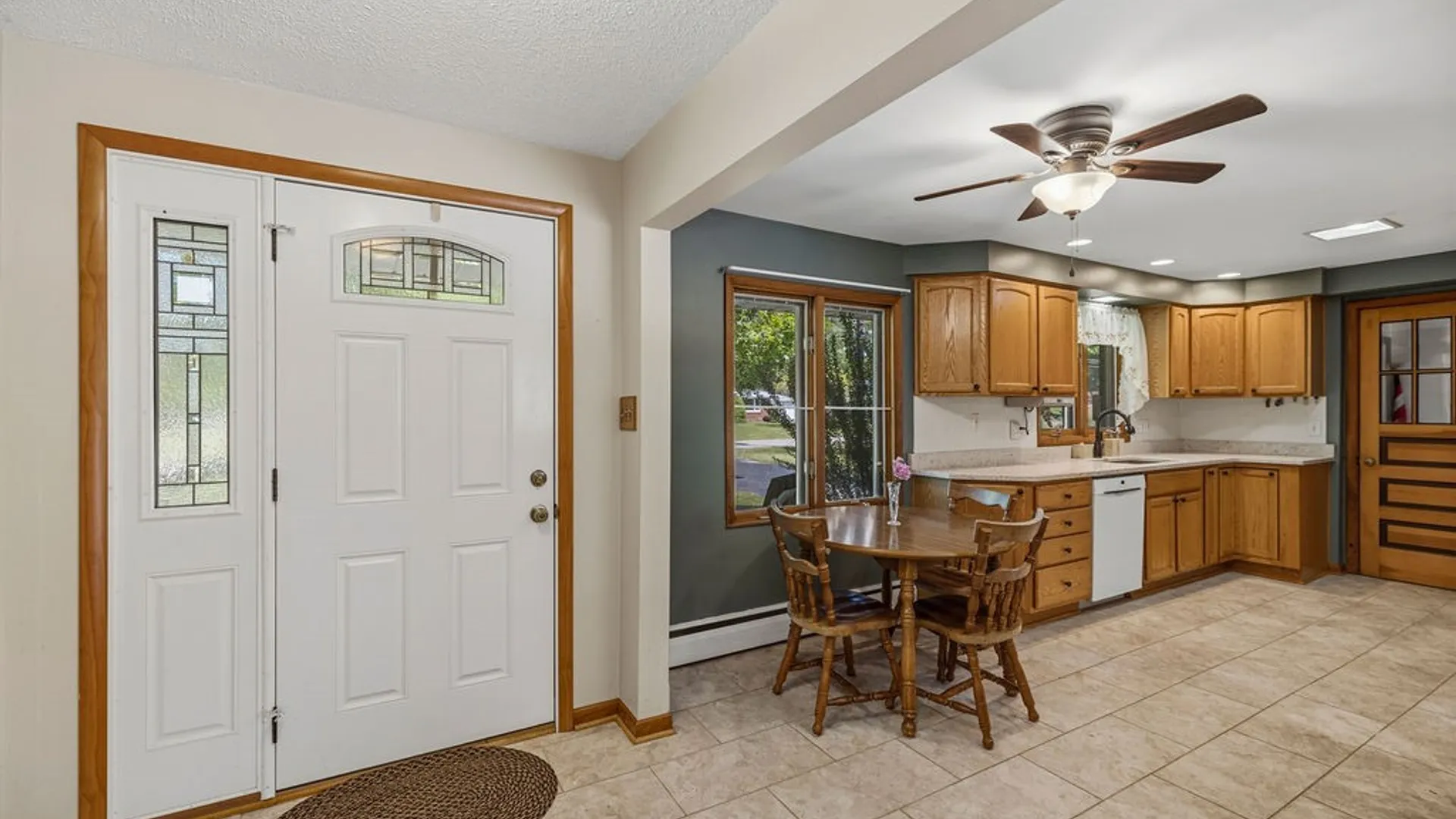 Property at 54 Faahs Drive, Orchard Park, NY 14127 4