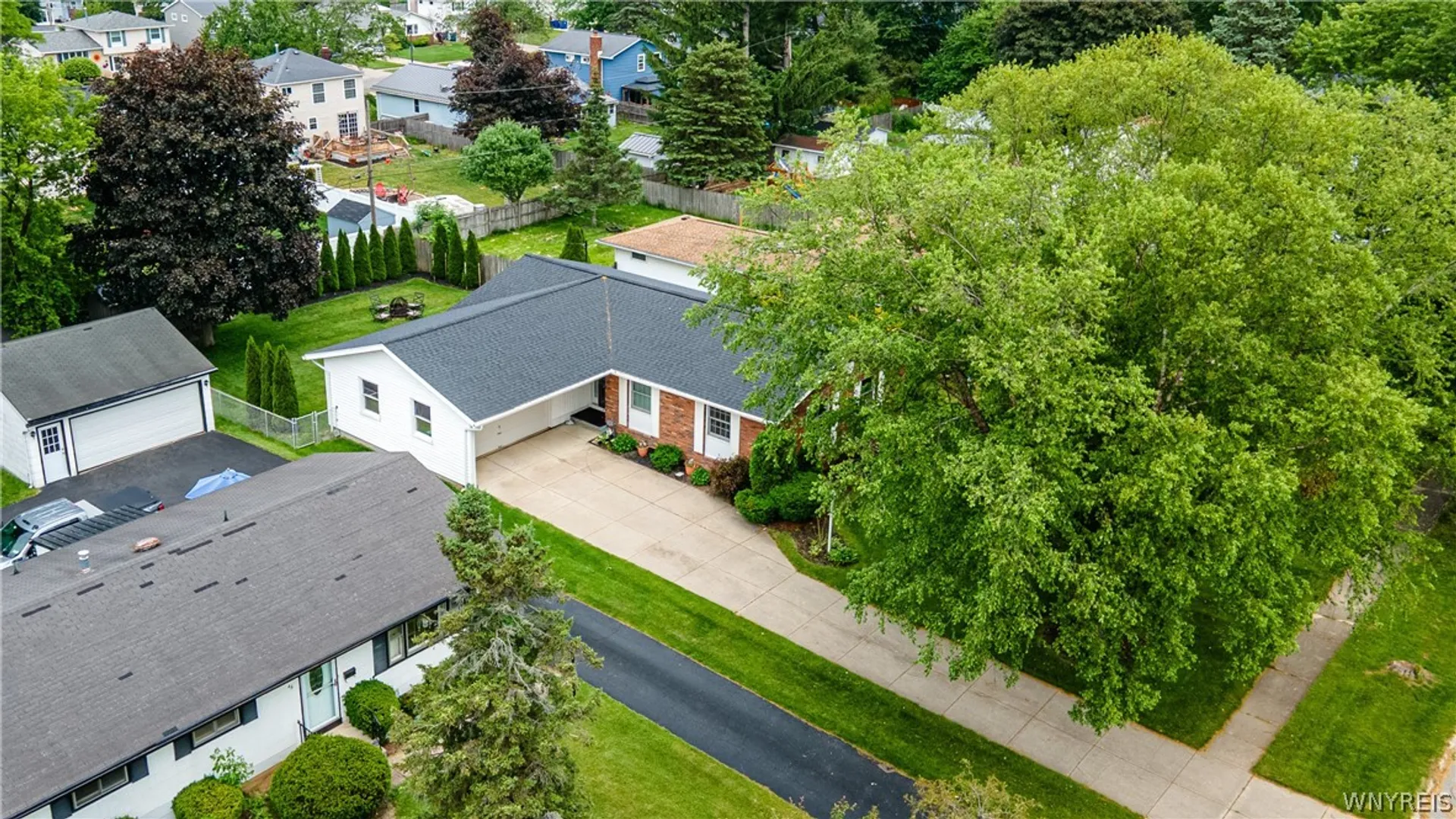 Property at 52 Bucyrus Drive, Amherst, NY 14228 39