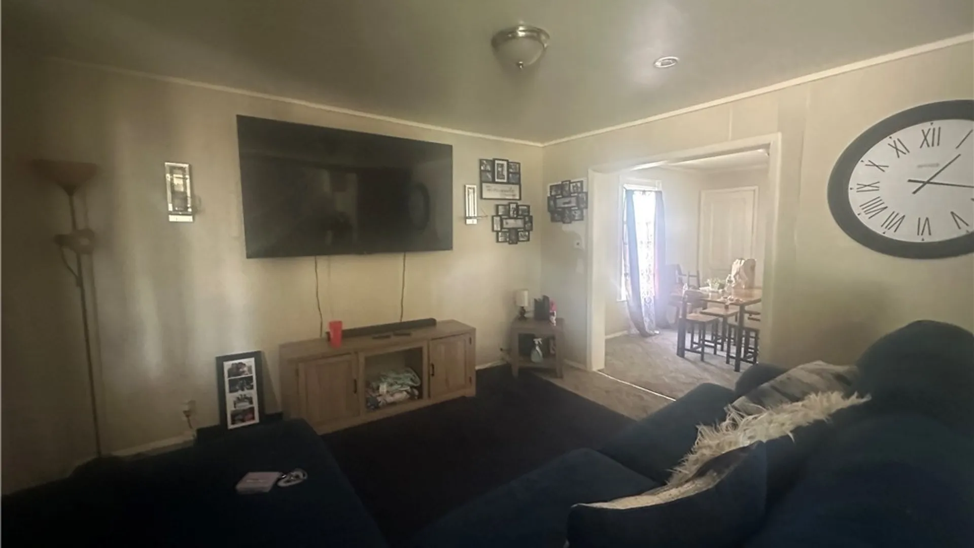 Property at 2813 10th Street, Niagara Falls, NY 14305 3