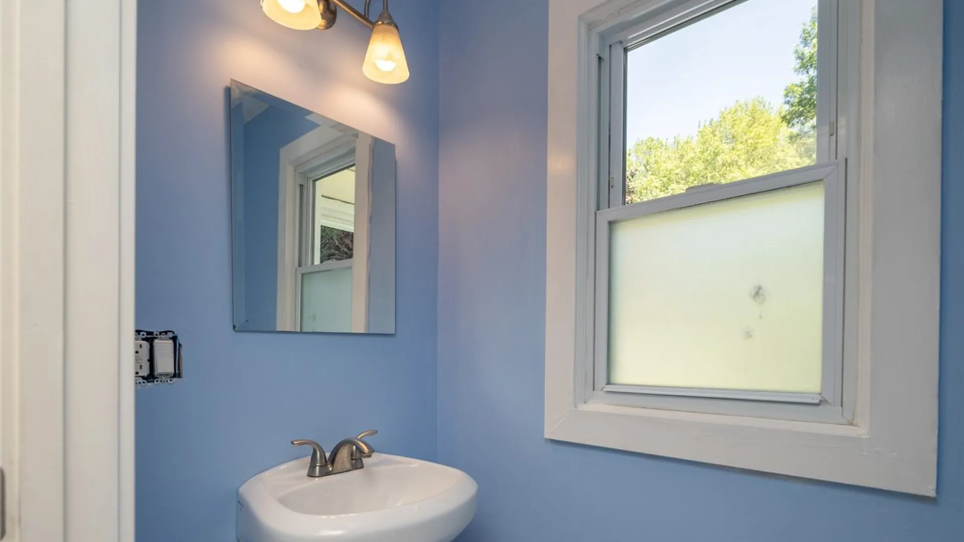 Property at 195 East Parkway, Irondequoit, NY 14617 15