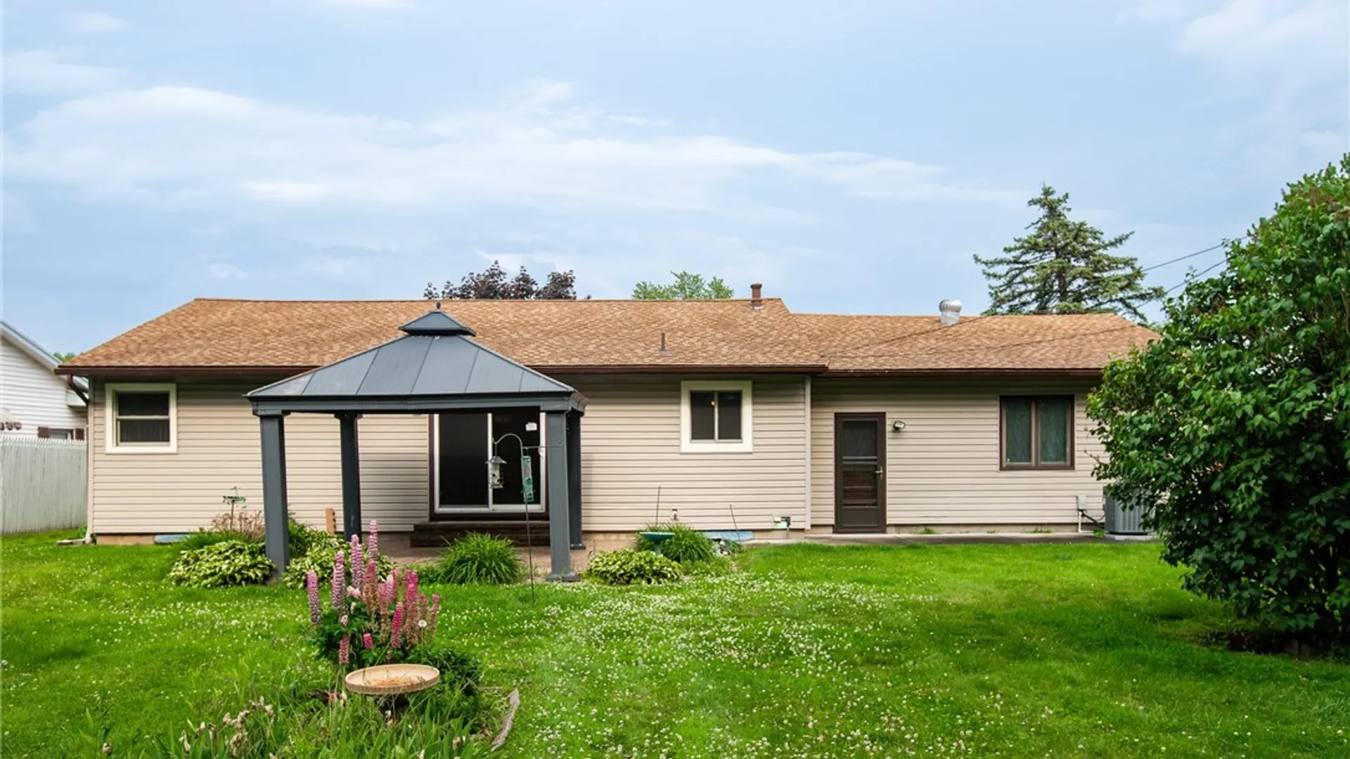 Property at 74 Tarwood Drive, Gates, NY 14606 26