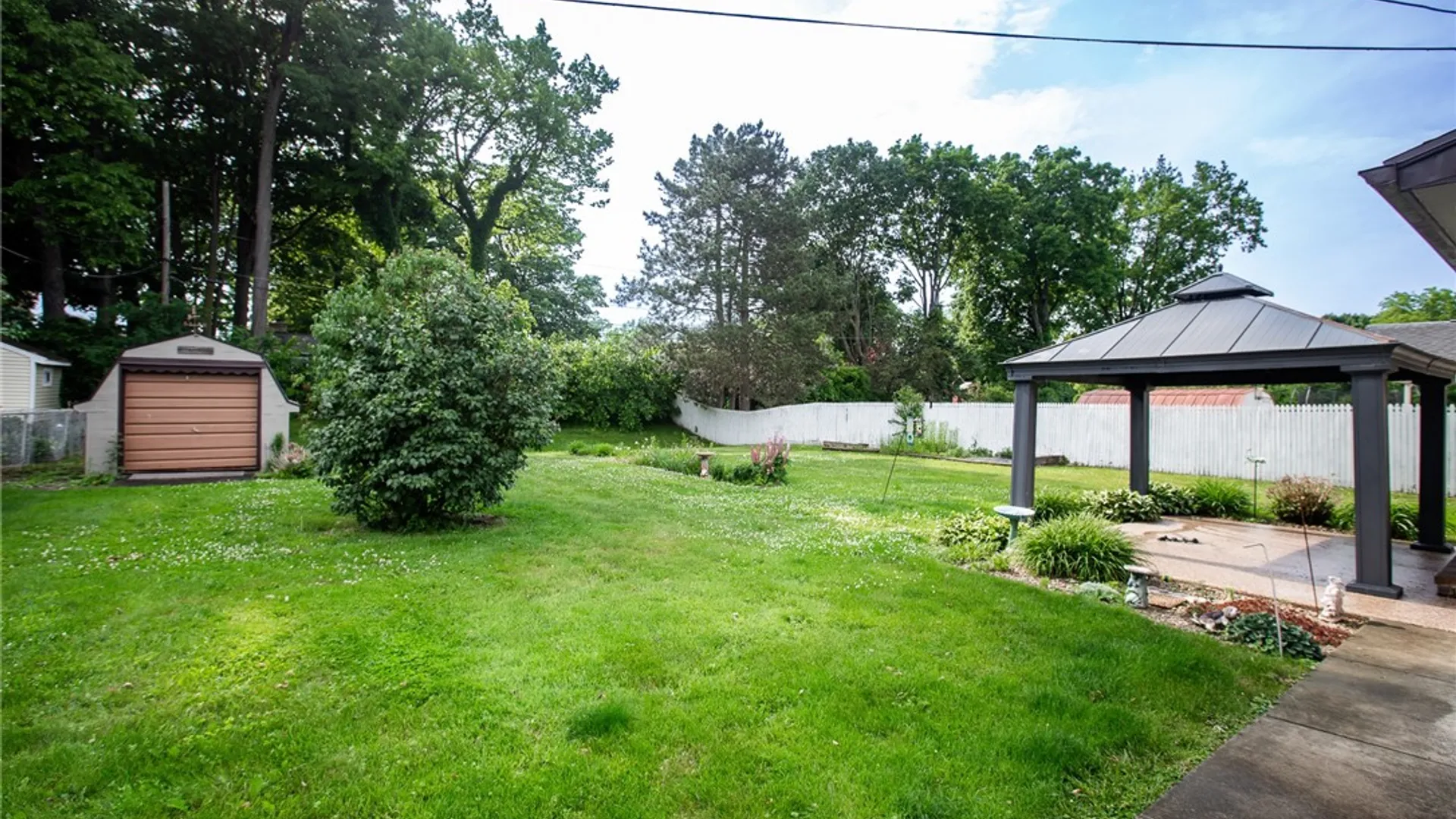 Property at 74 Tarwood Drive, Gates, NY 14606 30