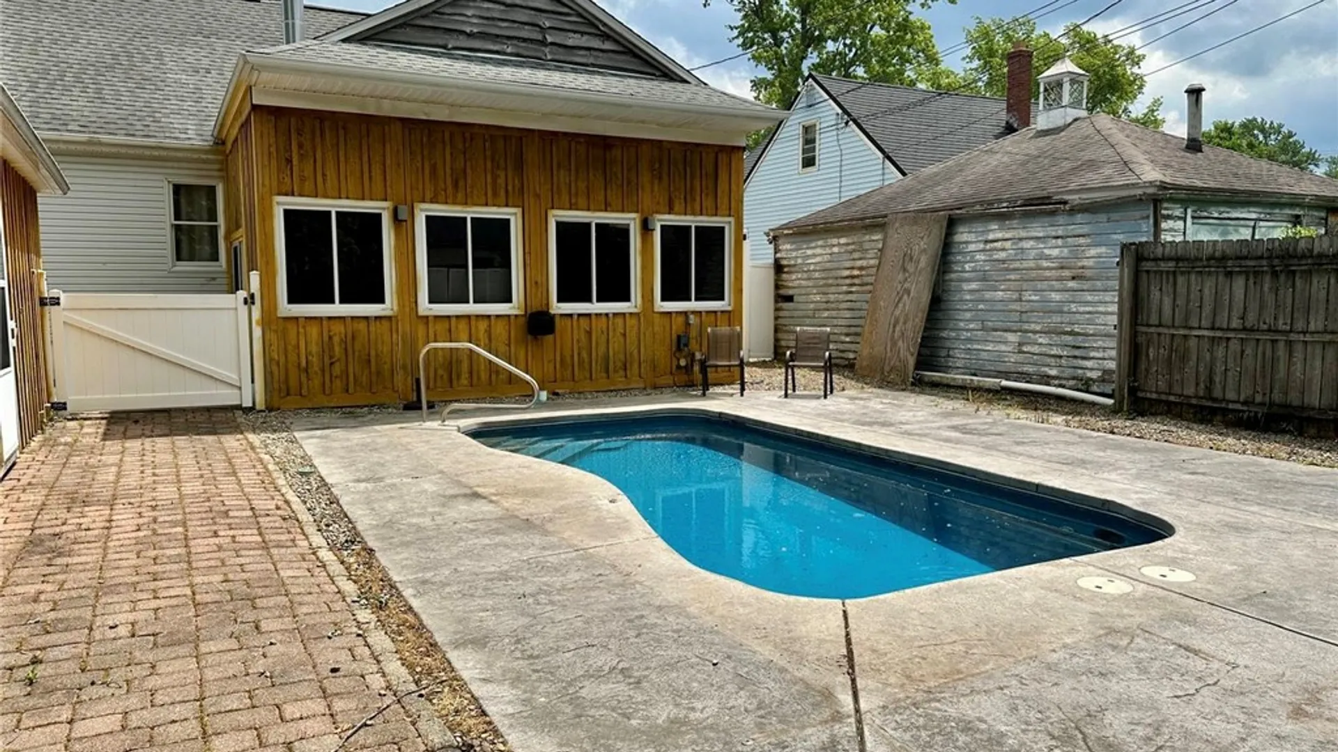 Property at 20 Warren Avenue, West Seneca, NY 14224 17